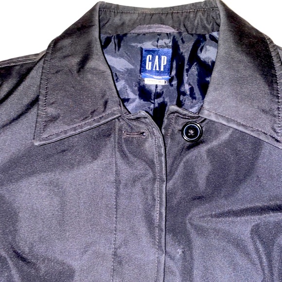 Gap - Picture 1 of 8